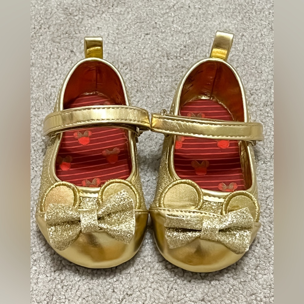 Disney Baby NWOT Gold Mary Jane Shoes